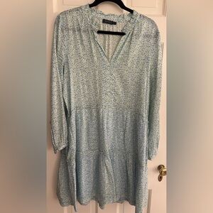 Vineyard vines Floral Blue Tiered dress